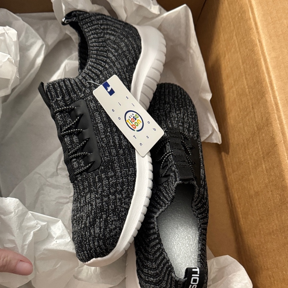 Tiosebon sneakers